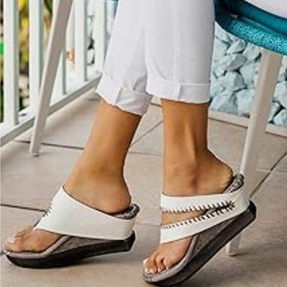 MODZORI WOMEN'S VALENCIA REVERSIBLE VEGAN WEDGE FLIPS SANDAL R3 - Picture 5 of 16